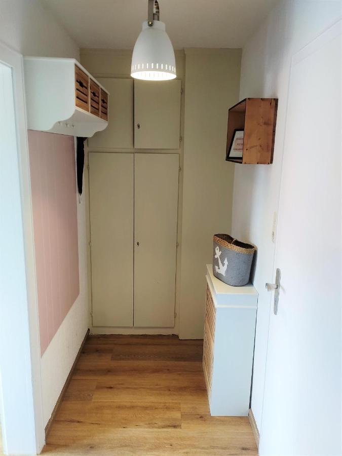 Ferienwohnung Alte Schule Ruhwarden Экстерьер фото