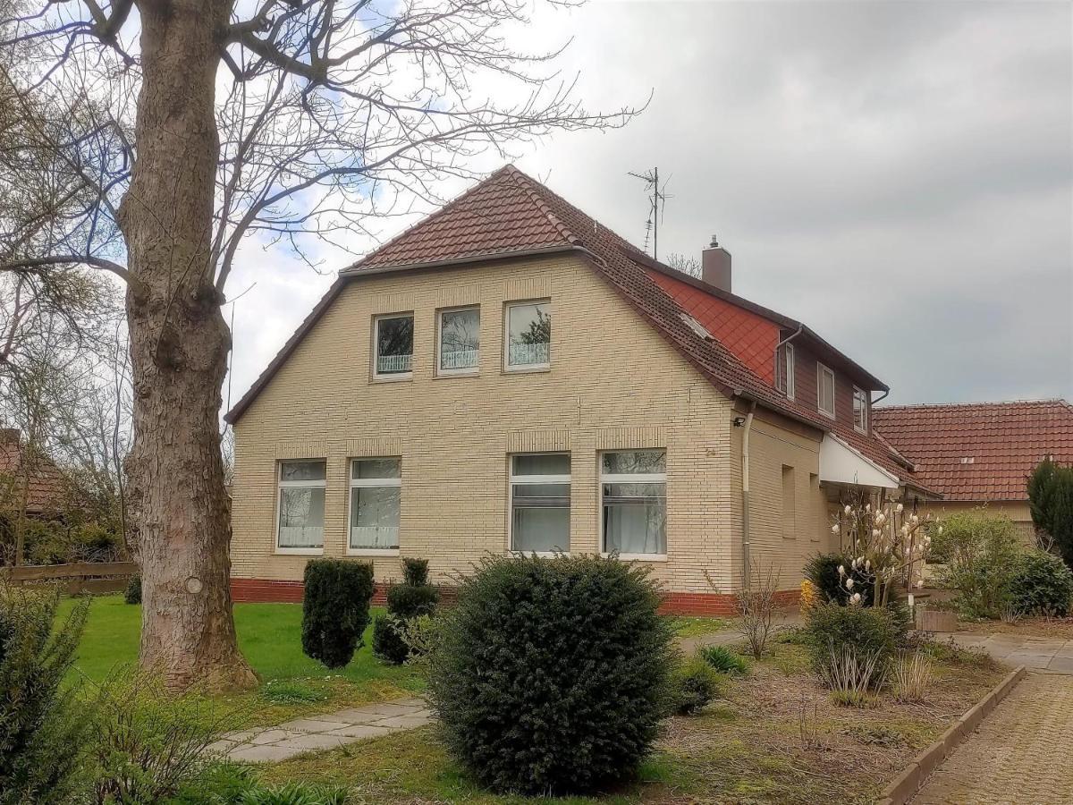 Ferienwohnung Alte Schule Ruhwarden Экстерьер фото